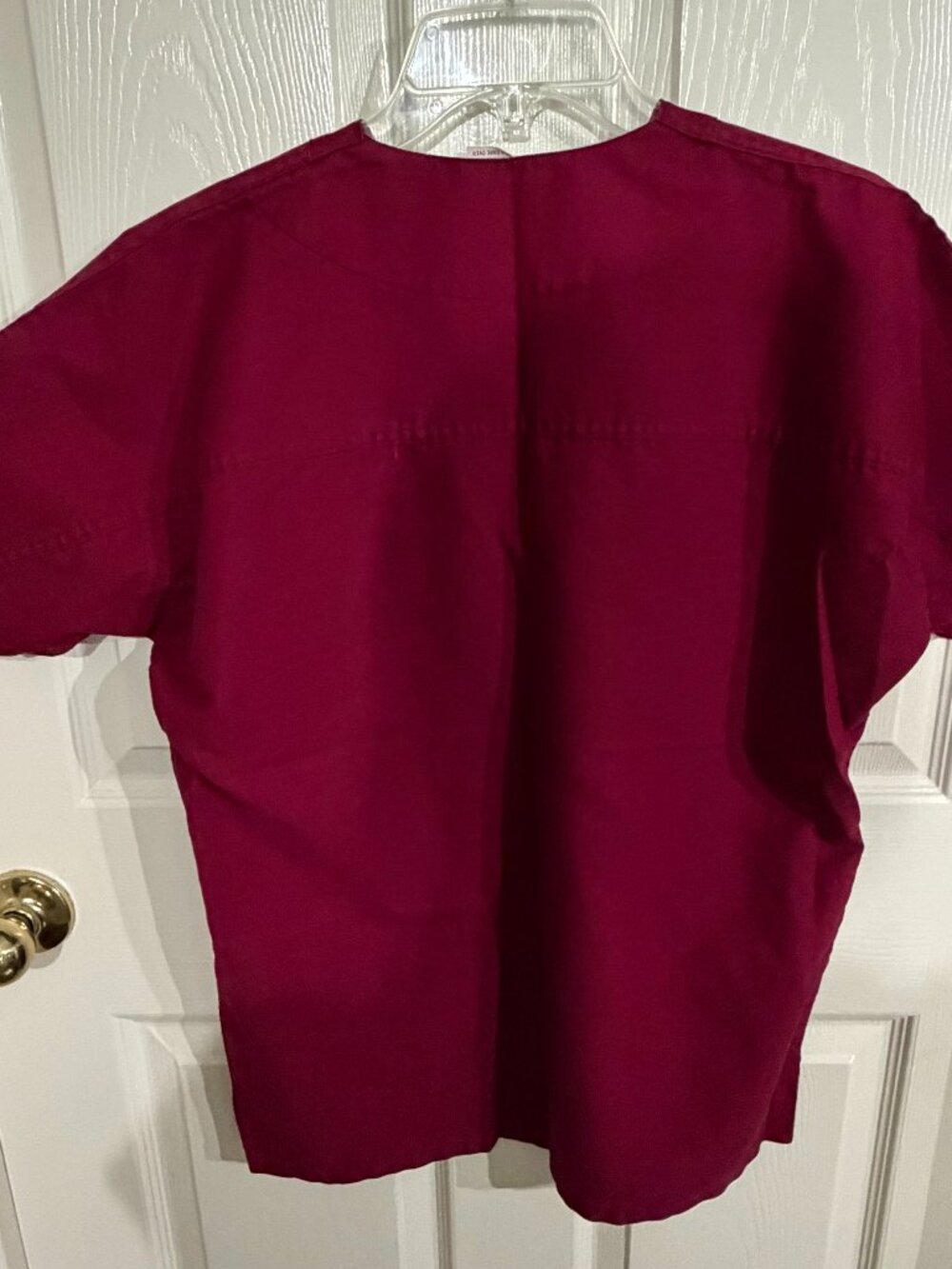 Landau V-neck Scrub Top Burgandy Small Single Pocket Reversible